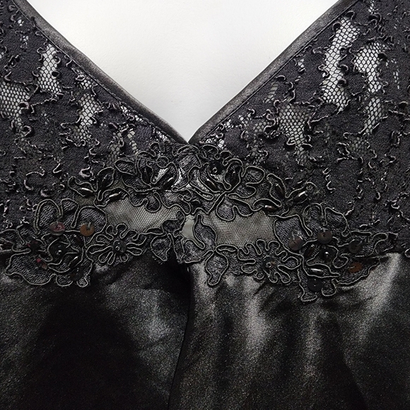 Cinema Etoile Chemise Medium Black Silky Lace Beaded Sexy Sleepwear B917 - Picture 3 of 7